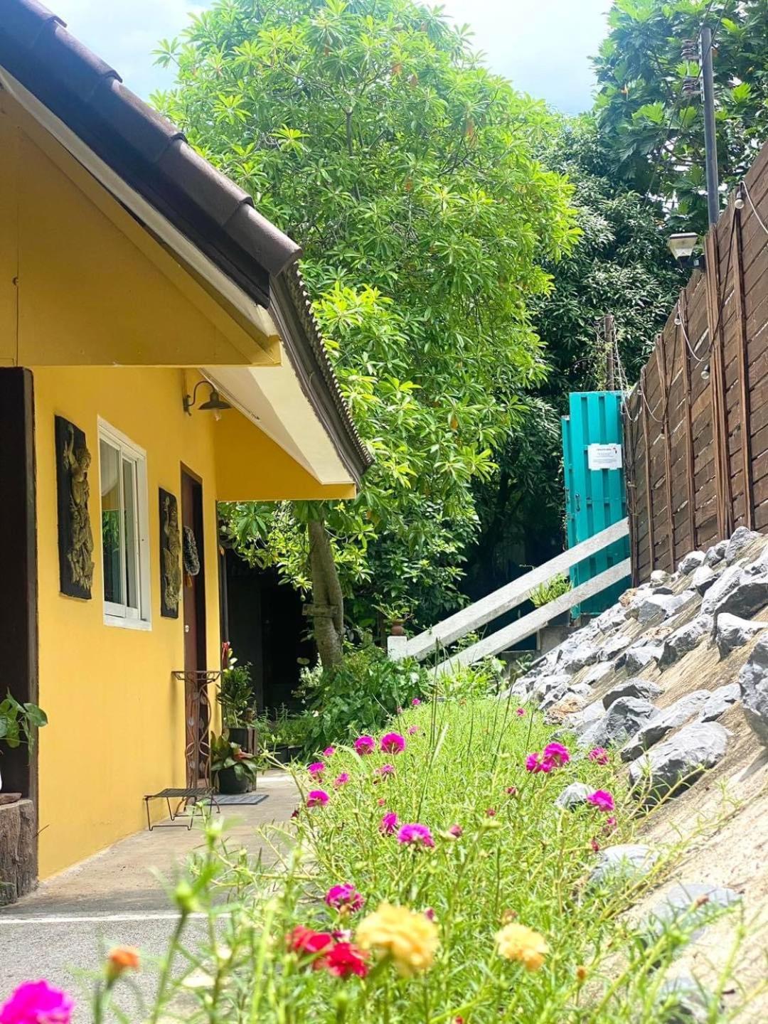 Chomklong Experience Bed & Breakfast Pakchong Luaran gambar